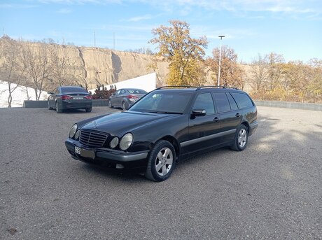 Mercedes E 200 2001