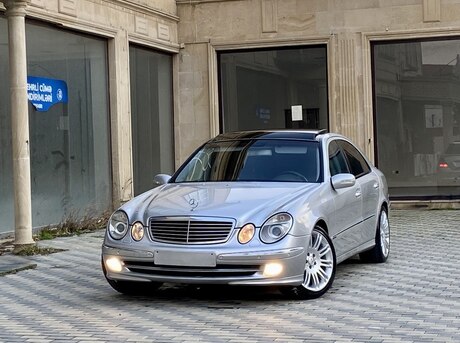 Mercedes E 240 2002