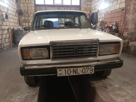 LADA (VAZ) 2107 2004