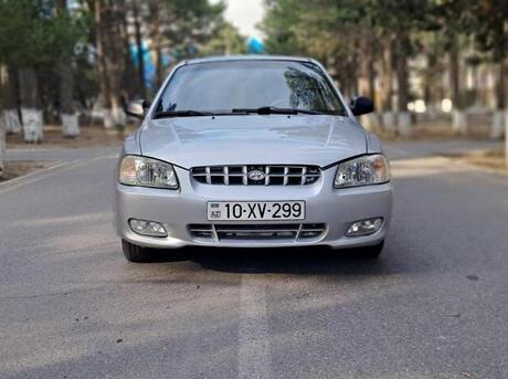 Hyundai Accent 2001