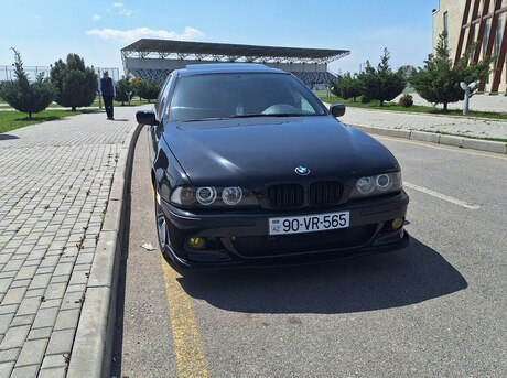 BMW 528 2003