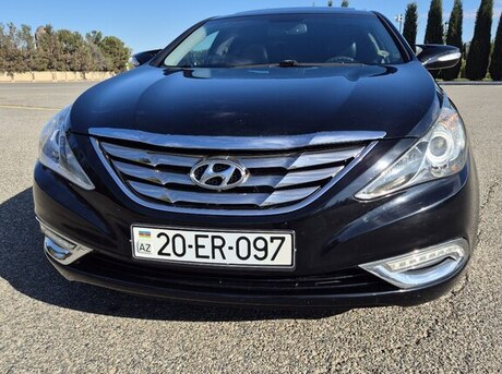 Hyundai Sonata 2011