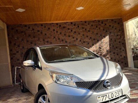 Nissan Note 2015