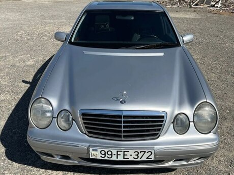 Mercedes E 200 2000