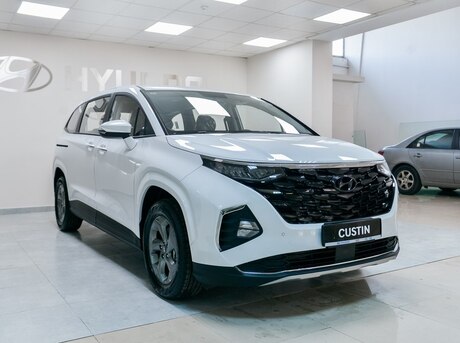 Hyundai Custin