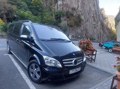 Mercedes Viano 2008