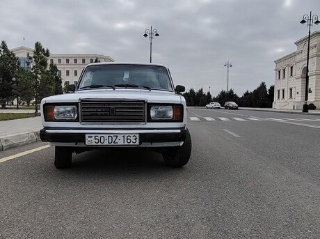 LADA (VAZ) 2107 2000