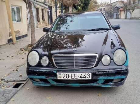 Mercedes E 220 d 2000