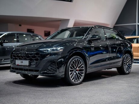 Audi Q8