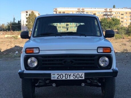 LADA (VAZ) Niva 2016
