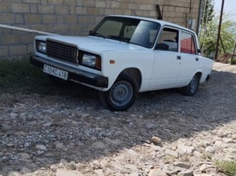 LADA (VAZ) 2107 2001
