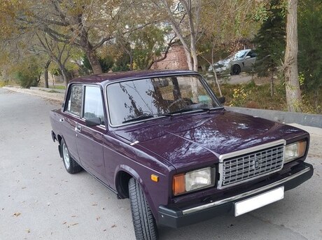 LADA (VAZ) 2107 2000