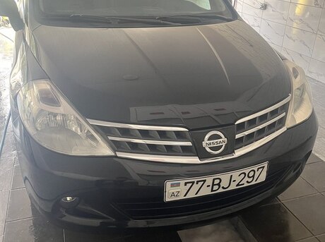 Nissan Tiida 2012