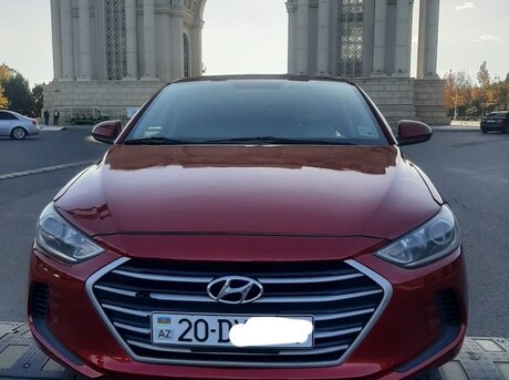 Hyundai Elantra