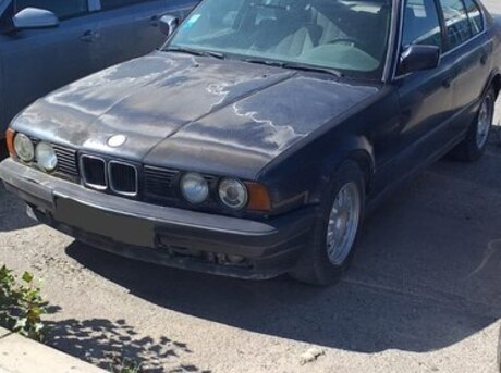 BMW 525 1990