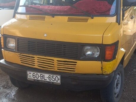Mercedes 208 D 1992