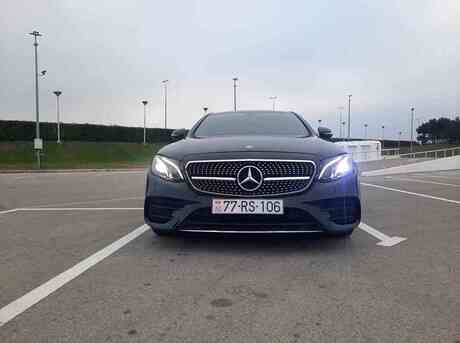 Mercedes E 350 4MATIC 2020
