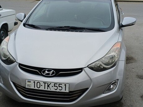 Hyundai Elantra 2011