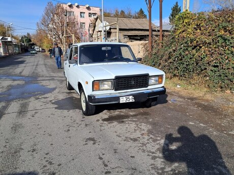 LADA (VAZ) 2107 2000
