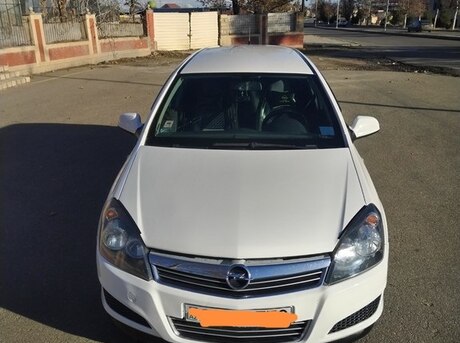 Opel Astra 2010