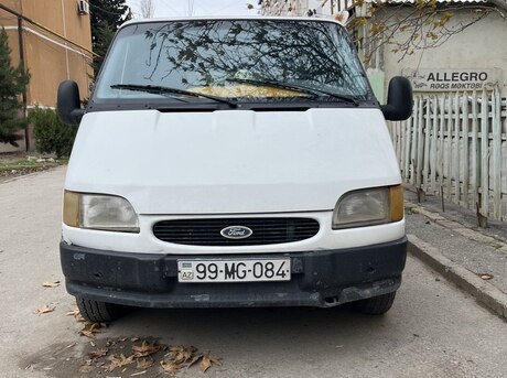 Ford Transit 2000