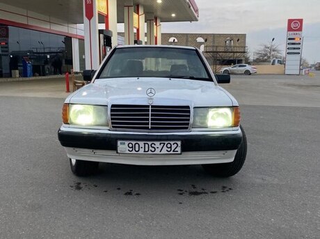 Mercedes 190 1992
