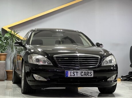 Mercedes S 500