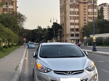 Hyundai Elantra 2015