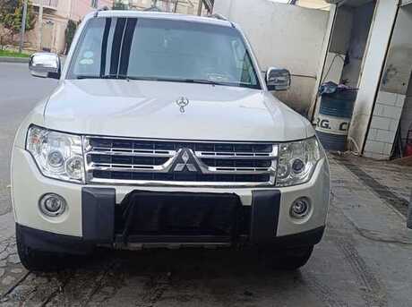 Mitsubishi Pajero 2010