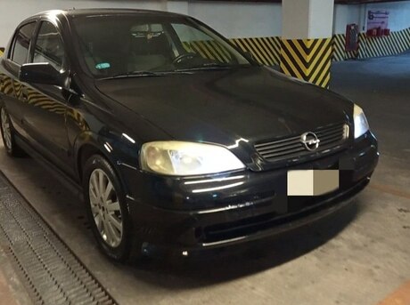 Opel Astra 2005