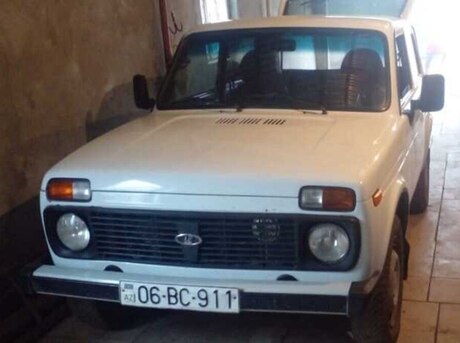 LADA (VAZ) Niva 2006