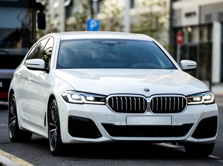 BMW 530e