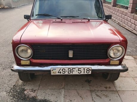 LADA (VAZ) 21011 1983
