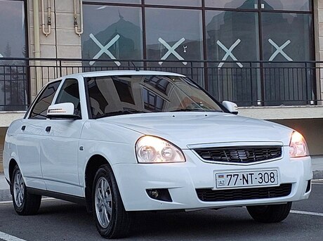 LADA (VAZ) Priora 2017
