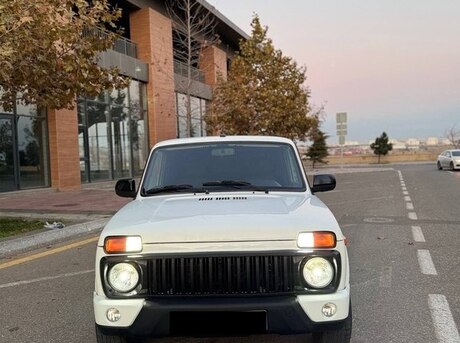 LADA (VAZ) Niva 2020
