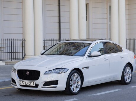 Jaguar XF 2016