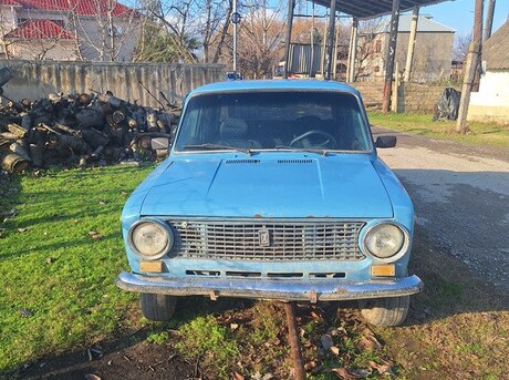 LADA (VAZ) 21011 1999