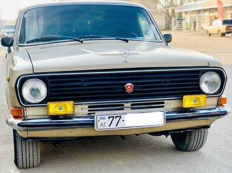 GAZ 24-10 1988