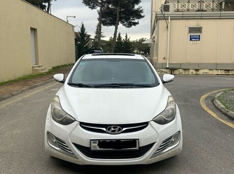 Hyundai Elantra 2011