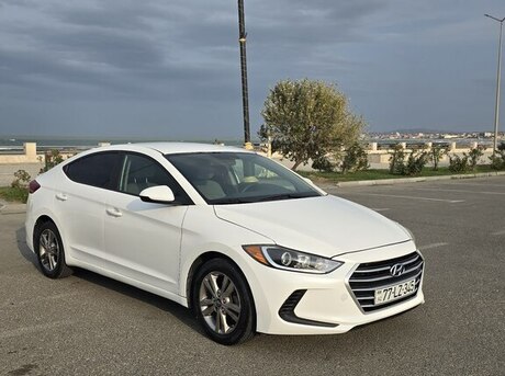 Hyundai Elantra 2017