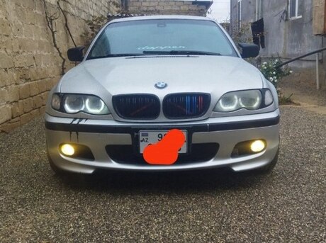 BMW 323 1998
