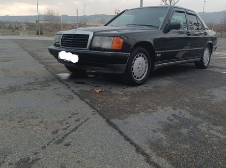 Mercedes 190 1986