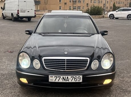 Mercedes E 320