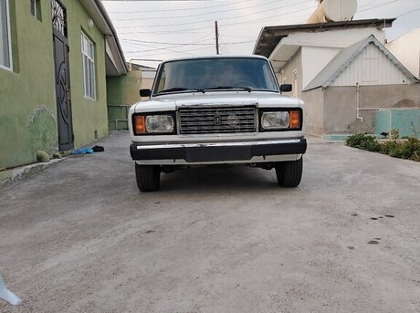 LADA (VAZ) 2107 2010