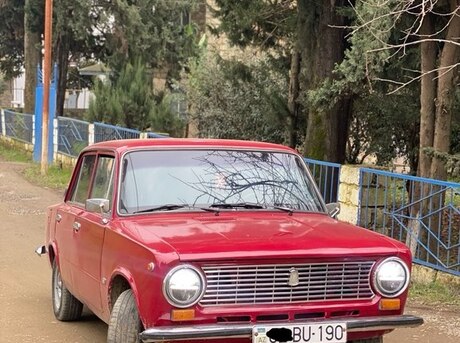 LADA (VAZ) 21011 1985