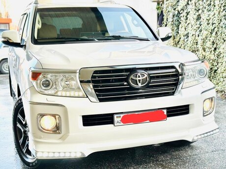 Toyota Land Cruiser 2012