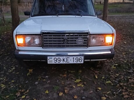 LADA (VAZ) 2107 2000