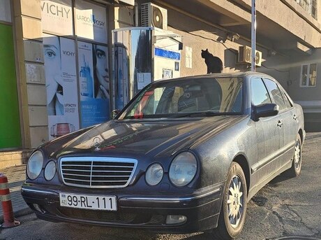 Mercedes E 220 d 2000