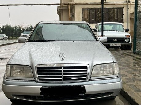 Mercedes C 200 1995