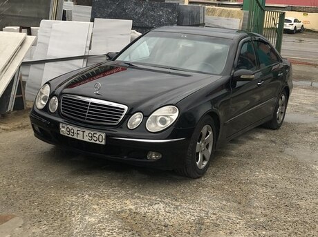 Mercedes E 270